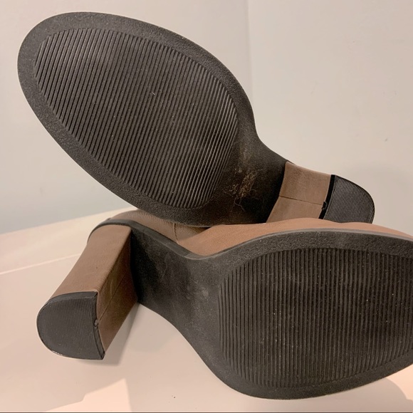 Cute booties - Picture 4 of 6